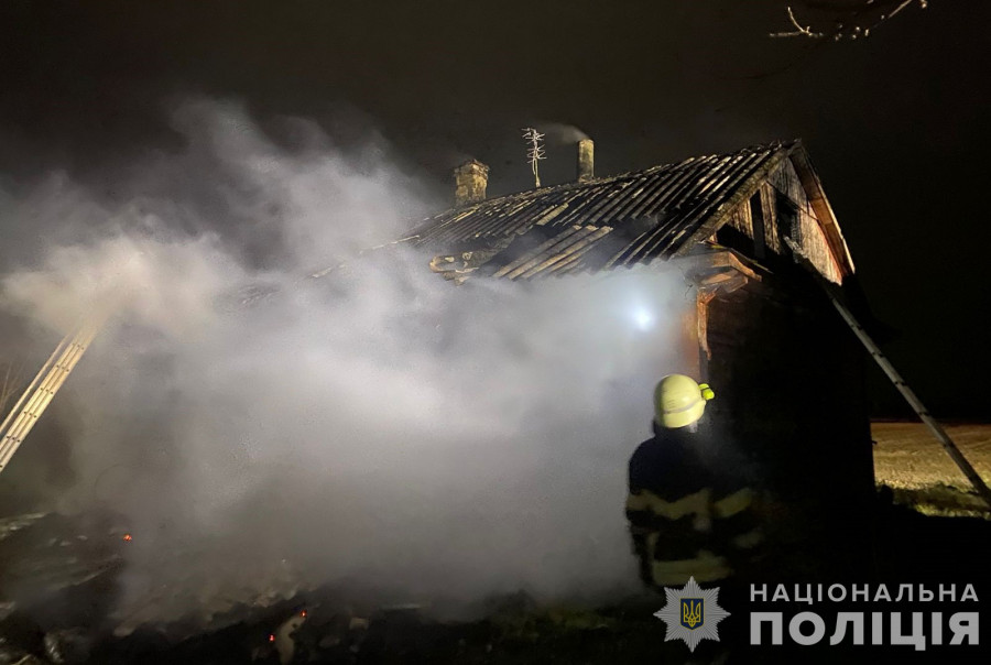 На Волині поліцейські затримали чоловіка, який підпалив будинок своєї знайомої