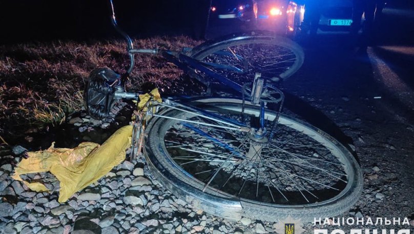 На Львівщині водій Mercedes-Benz на смерть збив велосипедиста