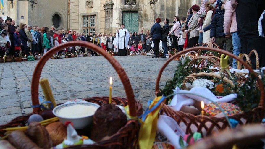 Великодні богослужіння у Львові: нічних служб не буде