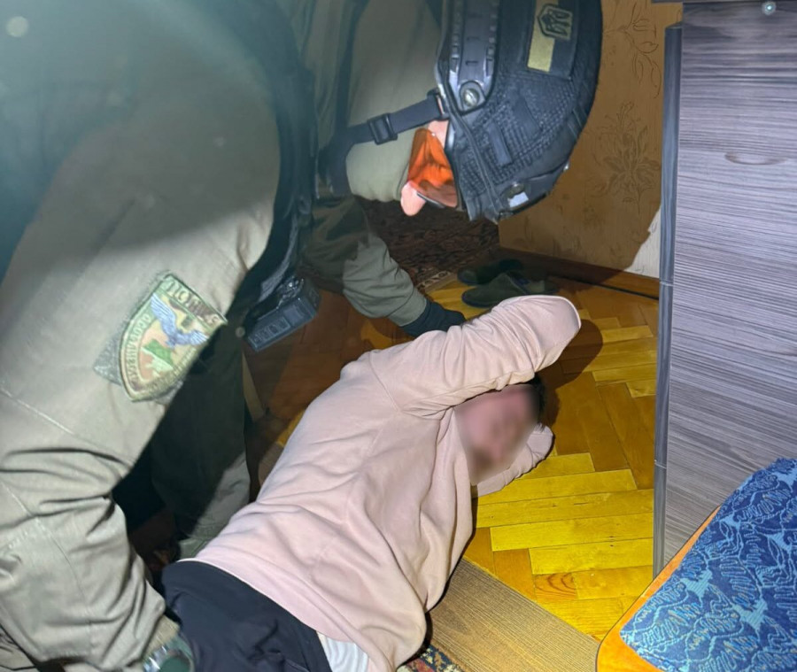 У Львові чоловік з ножем напав на військового ТЦК: нападника затримано