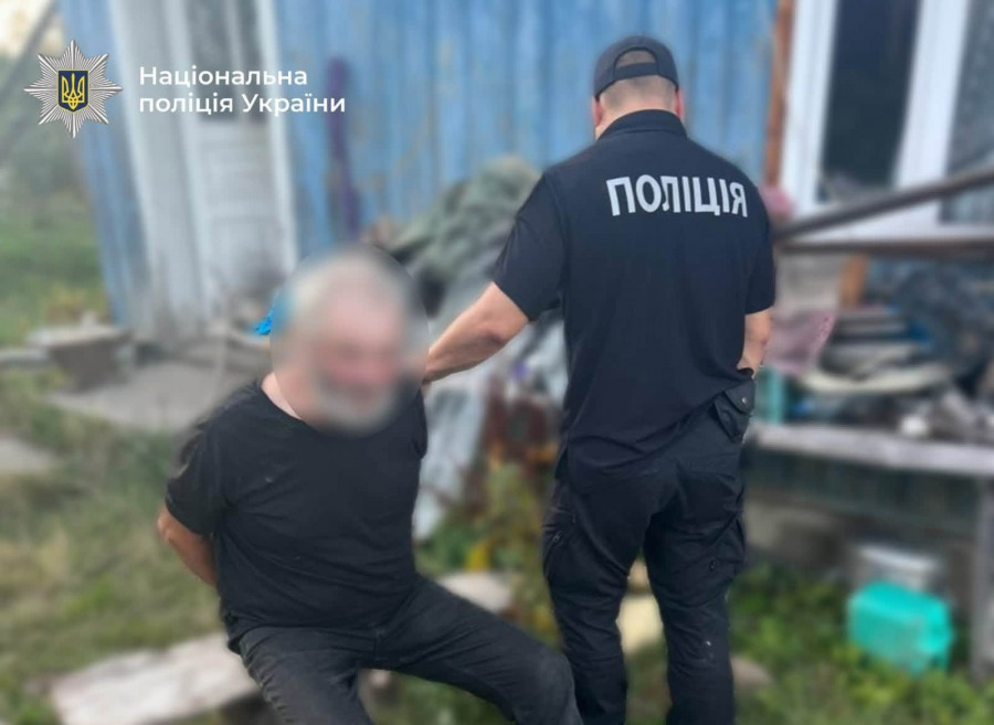 Батько вистрілив у сина на Косівщині: поліцейські затримали підозрюваного на замах на вбивство