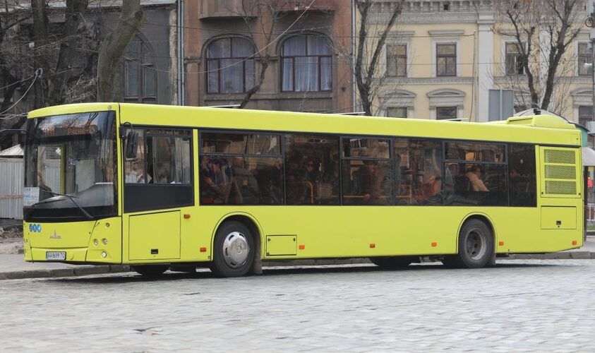 Львівська міськрада підтримала петицію щодо запуску автобусного маршруту до лікарні «Охмадит»